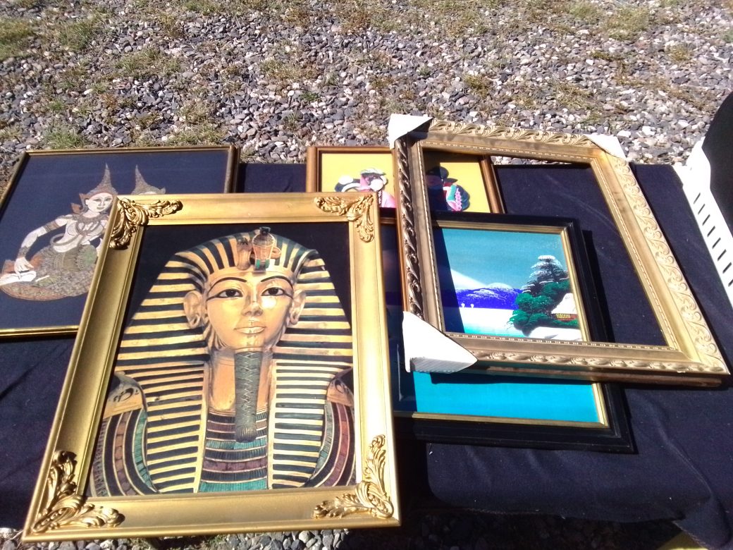 5 Pictures And A Frame